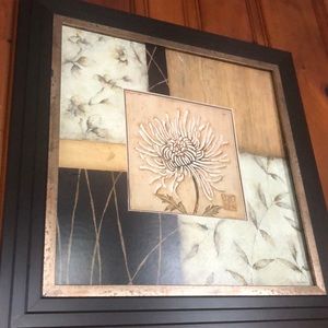 Nice classic floral decor